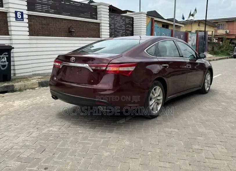 Toyota Avalon 2014 Red