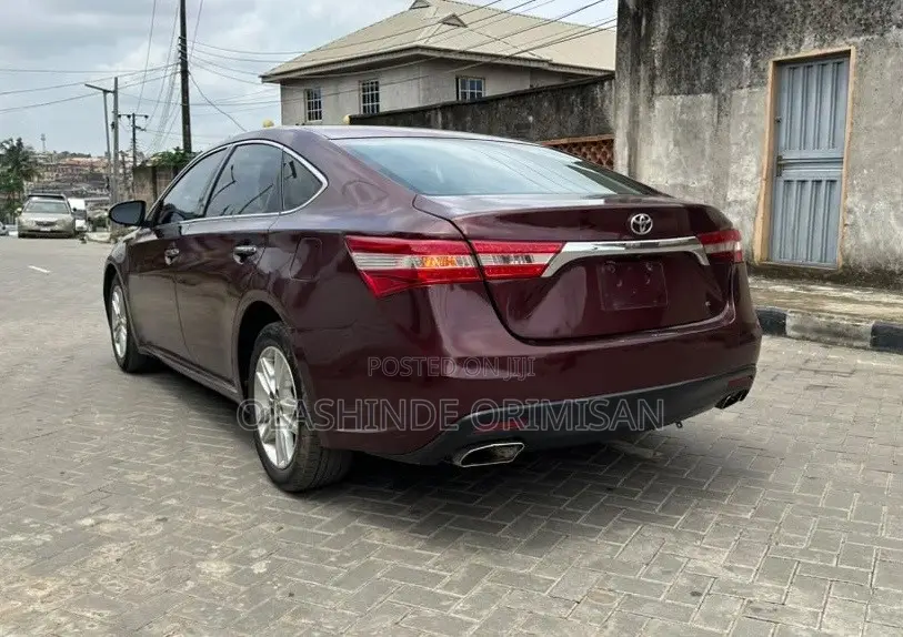 Toyota Avalon 2014 Red