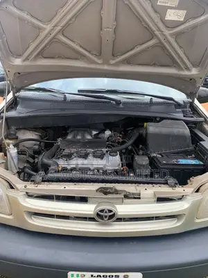 Toyota Sienna 2002 Gold