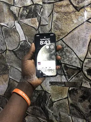 Apple iPhone X 64 GB Black