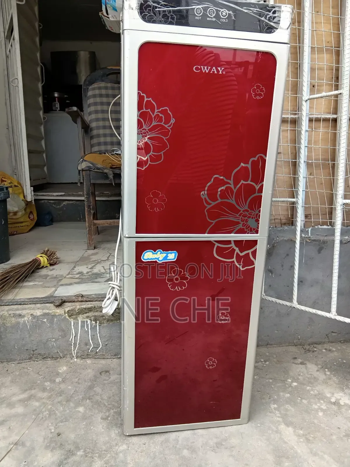 Refrigerator, Freezer-on-Top, Water Dispenser