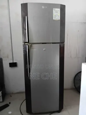 Refrigerator, Freezer-on-Top, Water Dispenser