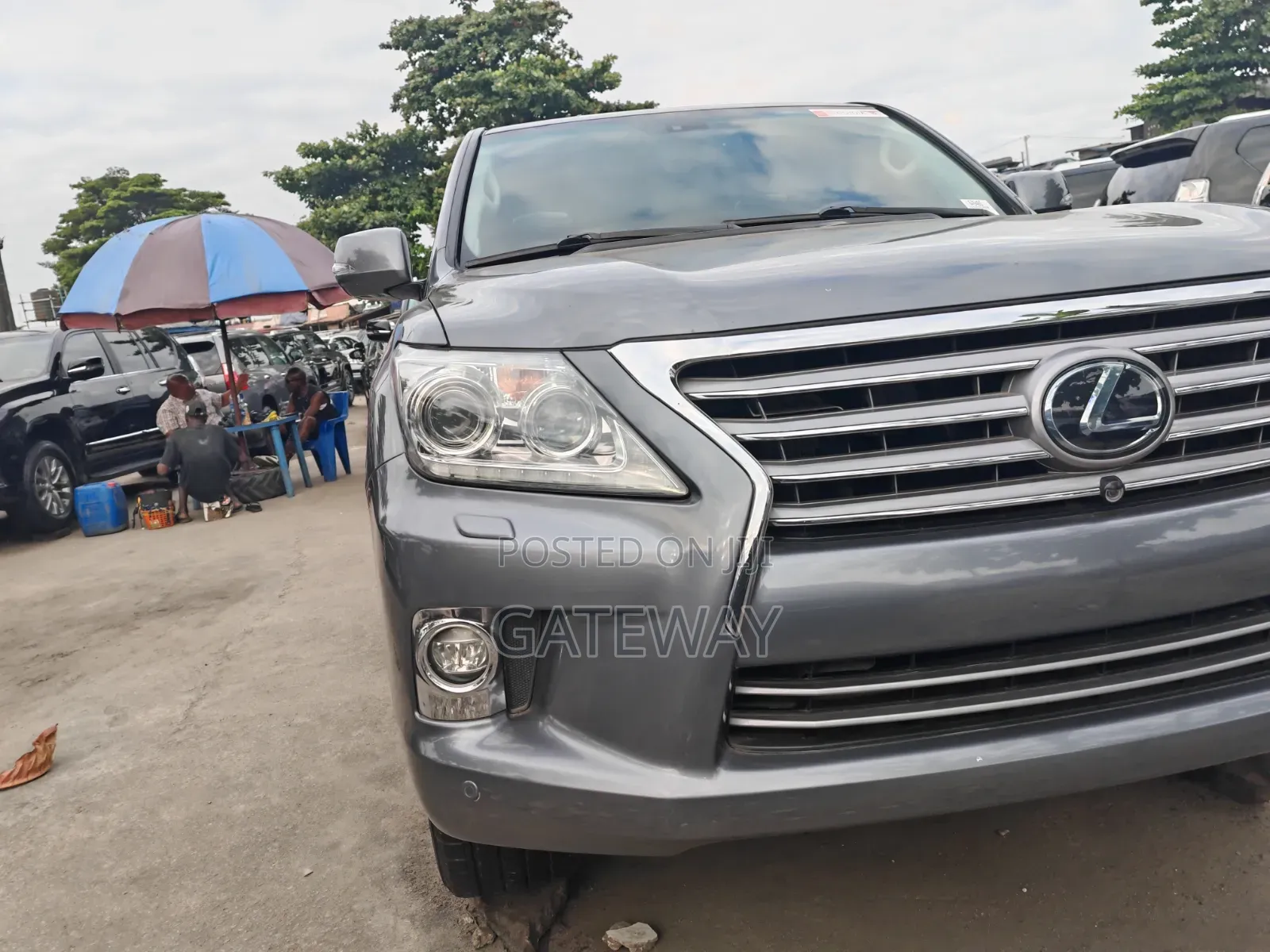 Lexus LX 2015 Gray