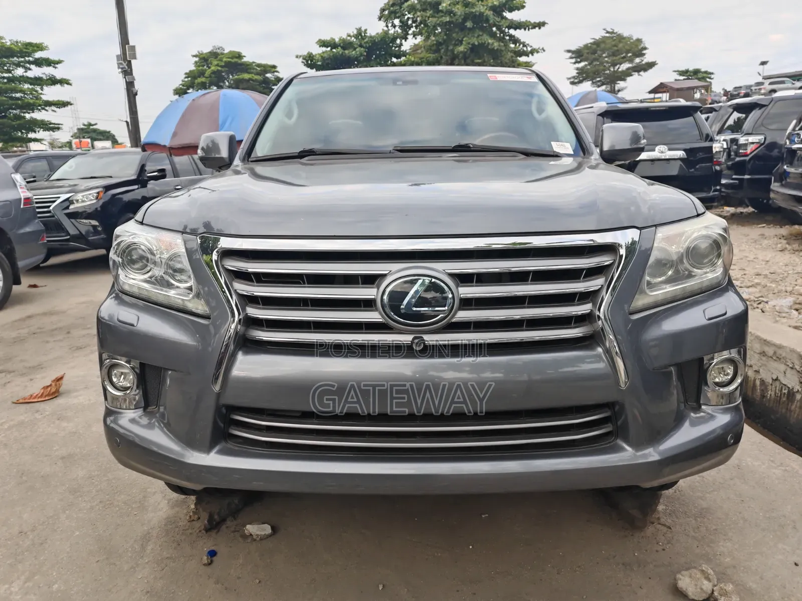 Lexus LX 2015 Gray