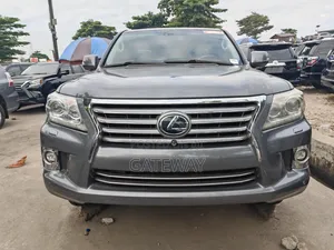 Lexus LX 2015 Gray