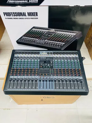 Yamaha Mixer Console