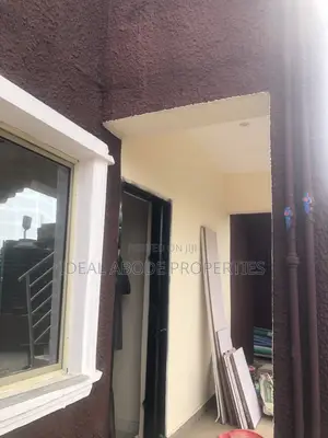 2bdrm Apartment in Makogi, Obafemi-Owode for rent