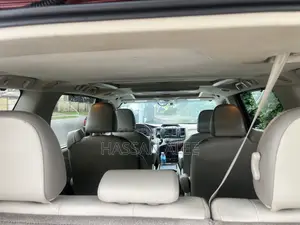 Toyota Sienna Limited 7 Passenger 2012 Red