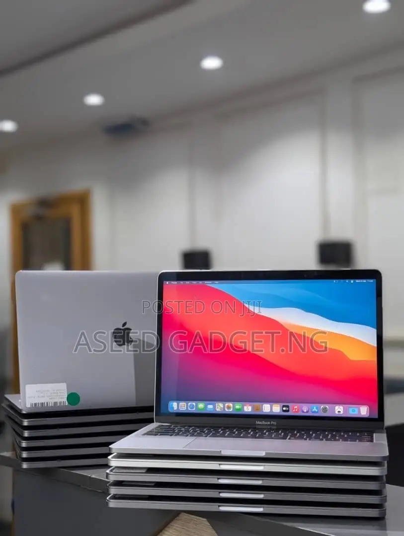 Laptop Apple MacBook Pro 2017 8GB Intel Core i5 SSD 256GB