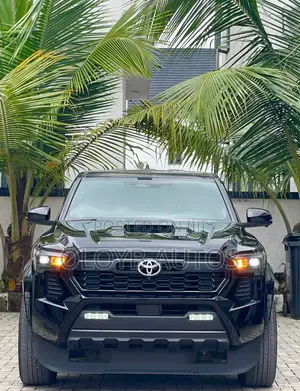 Toyota Tacoma TRD Sport Double Cab 4WD 5.0 ft. SB (Automatic) 2025