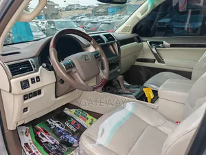 Lexus GX 2015 Silver