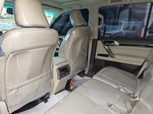 Lexus GX 2015 Silver