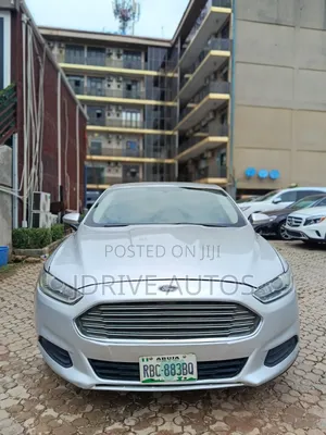 Ford Fusion S 4dr Sedan (2.5L 4cyl 6A) 2015 Silver