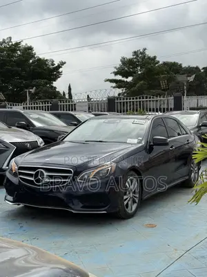 Mercedes-Benz E350 Base 4Matic Wagon AWD (3.5L 6cyl 7A) 2016 Blue