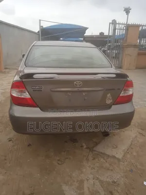 Toyota Camry 2005 Gray