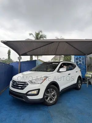 Hyundai Santa Fe 2014 White