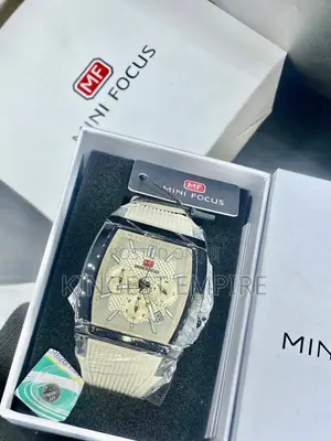 Mini Focus Quartz Chronograph