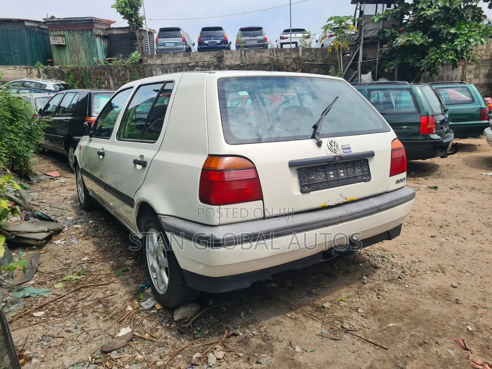 Volkswagen Golf 2002 White