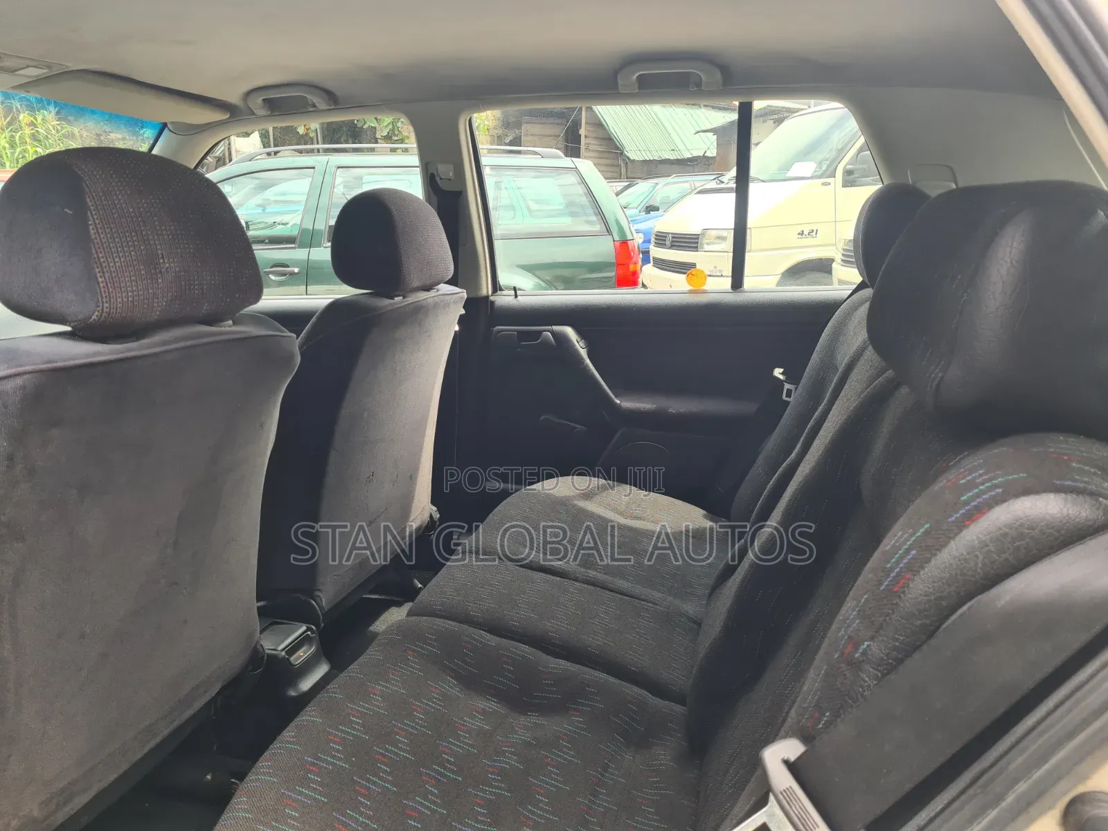 Volkswagen Golf 2002 White