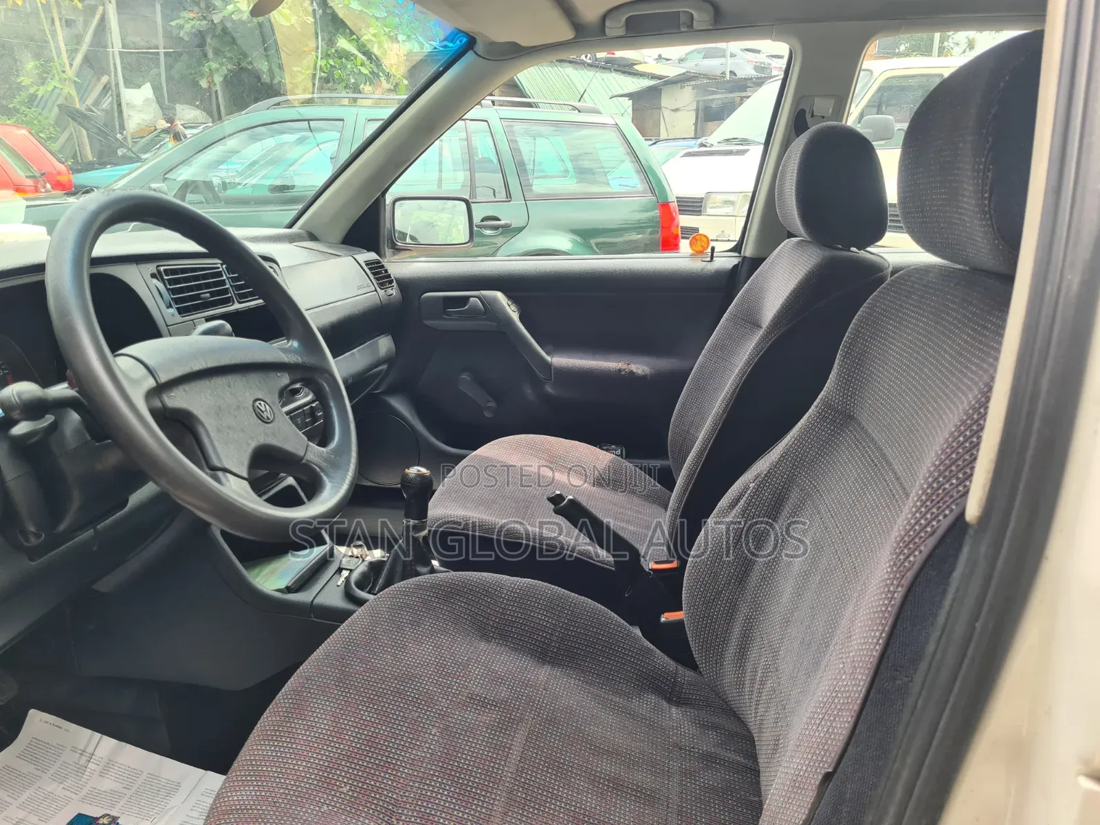 Volkswagen Golf 2002 White