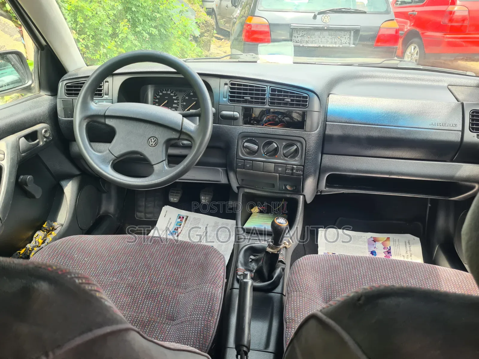 Volkswagen Golf 2002 White