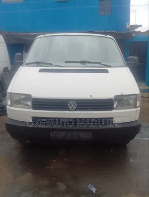 Volkswagen Transporter 2005 White