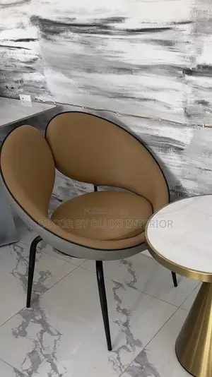 Minimalist Accent Chair for Hotels, Cafes and Living Rooms