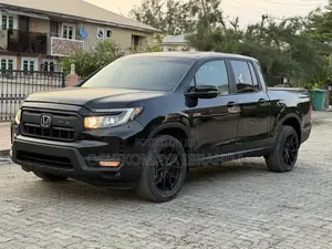 Honda Ridgeline Black Edition AWD 2025 Black