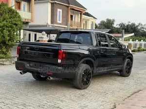 Honda Ridgeline Black Edition AWD 2025 Black