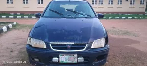 Mitsubishi Spacestar 2000 Blue