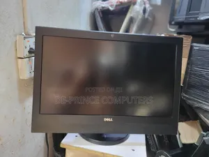 Desktop Computer Dell OptiPlex 5260 8GB Intel Core i5 HDD+SSD 500GB