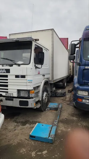 Clean Foreign Used Scania Truck Container Body
