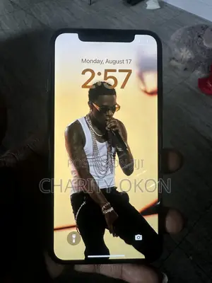 Apple iPhone XS 64 GB Black