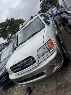 Toyota Sequoia Limited 4dr SUV (4.7L 8cyl 4A) 2004 White