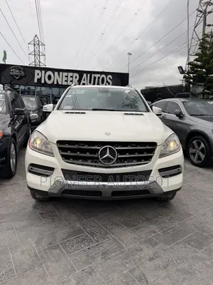 Mercedes-Benz M Class ML 350 4Matic 2013 White