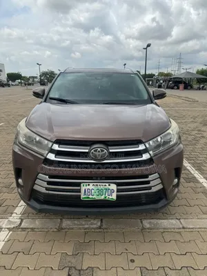Toyota Highlander 2017 Brown