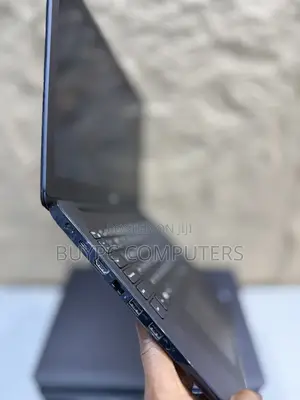 Laptop Dell Latitude 3590 8GB Intel Core i3 SSD 128GB