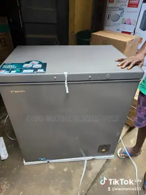 Hisense Chest Freezer 260 Liter 2 Years Warranty