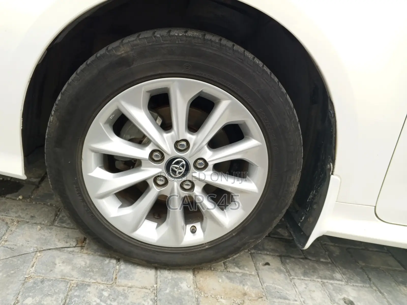 Toyota Corolla 2019 White