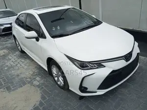 Toyota Corolla 2019 White