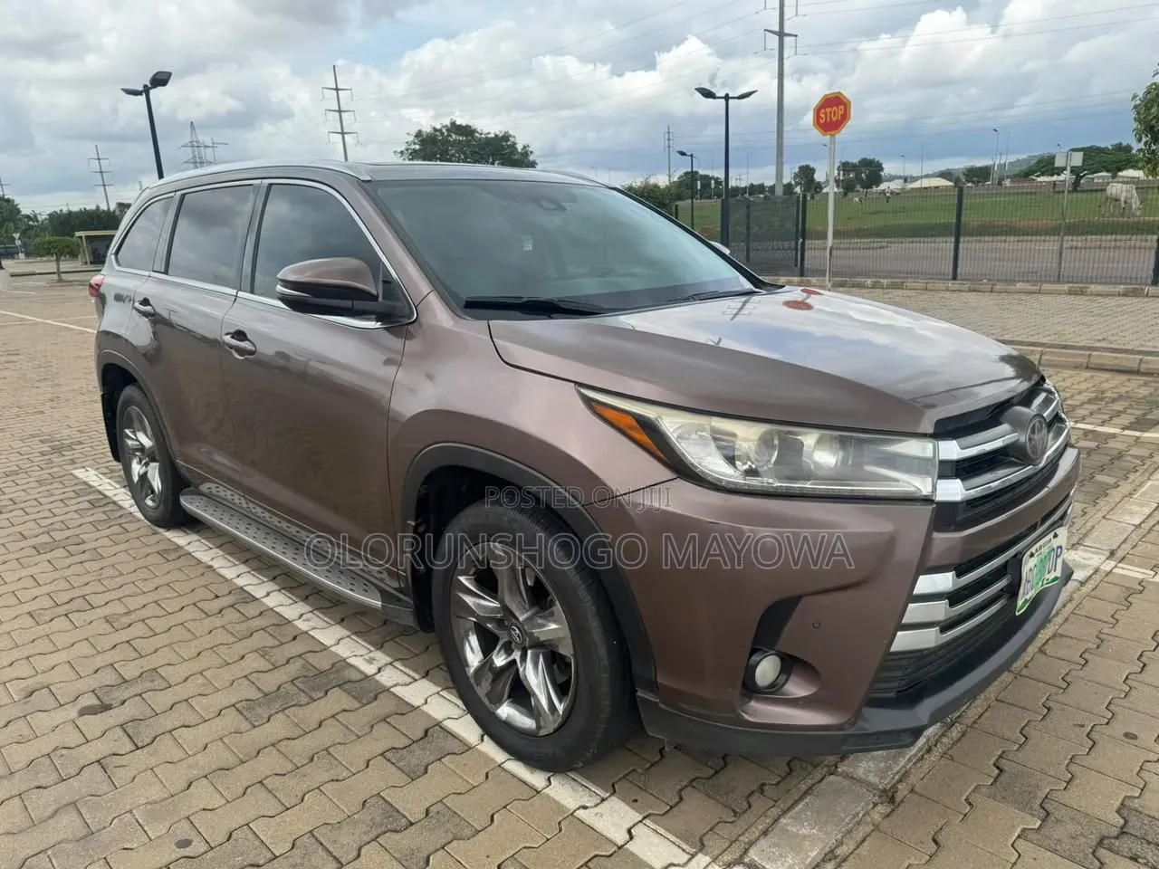 Toyota Highlander 2017 Brown