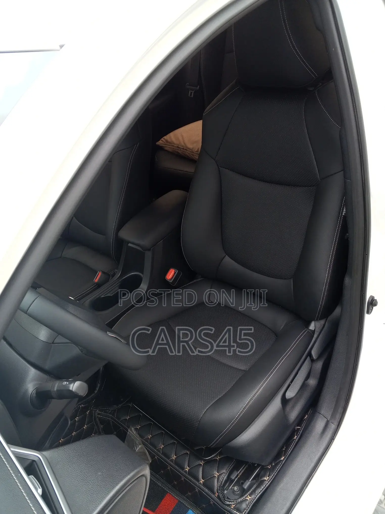 Toyota Corolla 2019 White