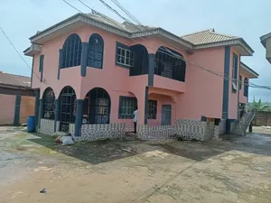 3bdrm Block of Flats in Benin City for sale