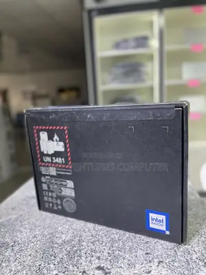 New Laptop HP OmniBook X Flip 14" 16GB Intel Core Ultra 7 SSD 1T
