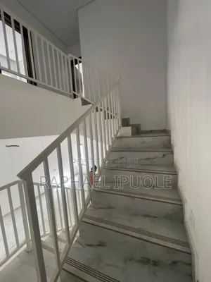 3bdrm Duplex in Lekki Phase 1 for rent