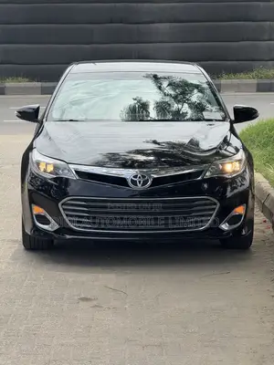 Toyota Avalon XLE 4dr Sedan (3.5L 6cyl 6A) 2014 Black