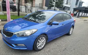 Kia Cerato 2015 Blue