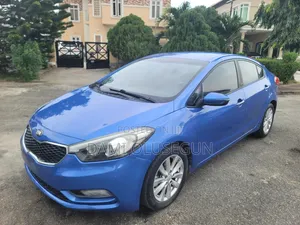 Kia Cerato 2015 Blue