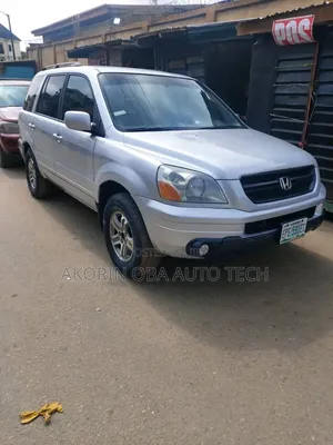 Honda Pilot 2005 Silver