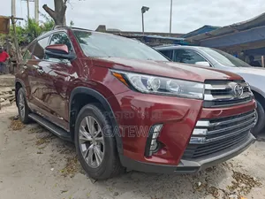 Toyota Highlander 2016 Maroon